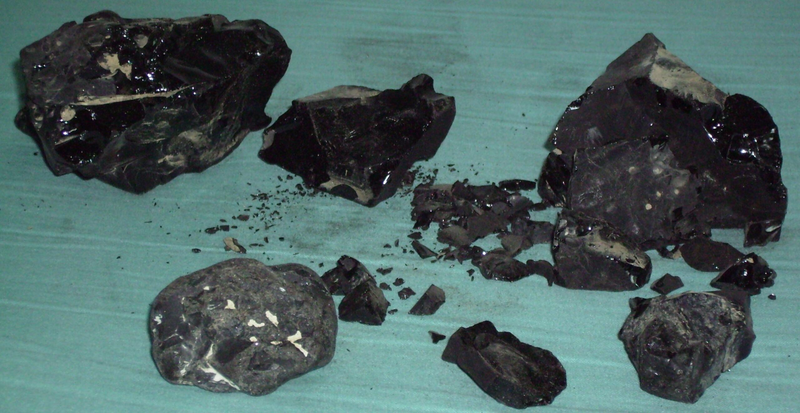 Bitumen found in water supply of subsidised estate in Hong Kong&rsquo;s Ma On Shan